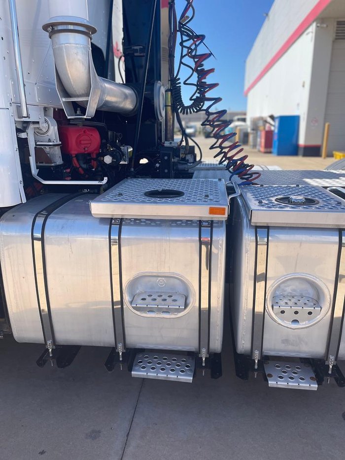 2021 Kenworth K200 White