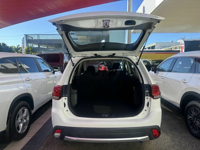 2017 Mitsubishi Outlander ES
