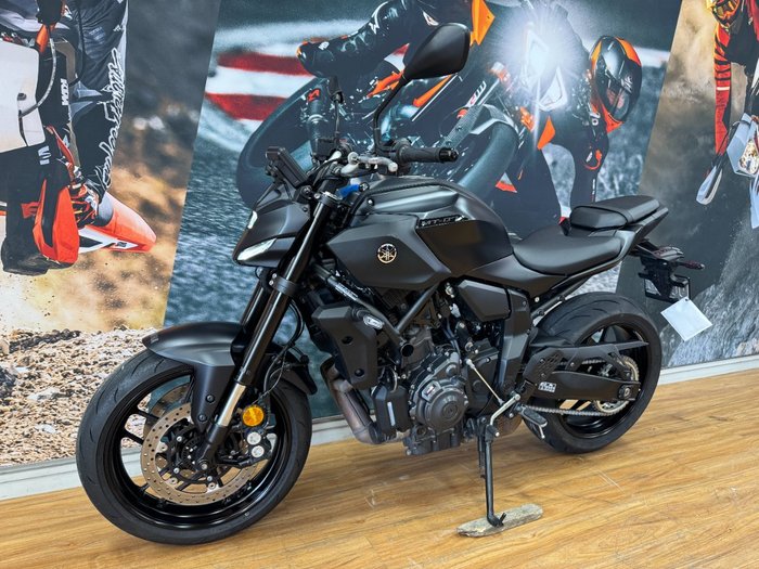2025 Yamaha 2025 YAMAHA 655CC MT07LAS Black