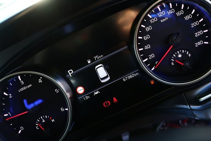 2023 Kia Carnival S