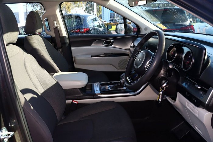 2023 Kia Carnival S