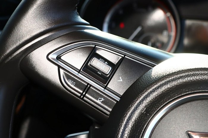 2017 Suzuki Swift GL Navigator