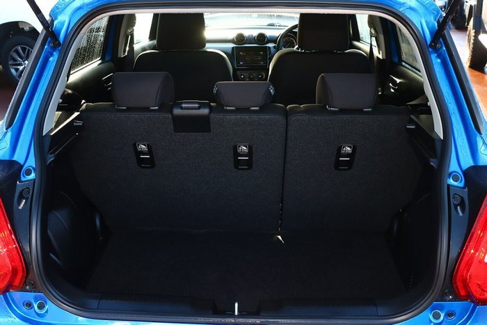 2017 Suzuki Swift GL Navigator