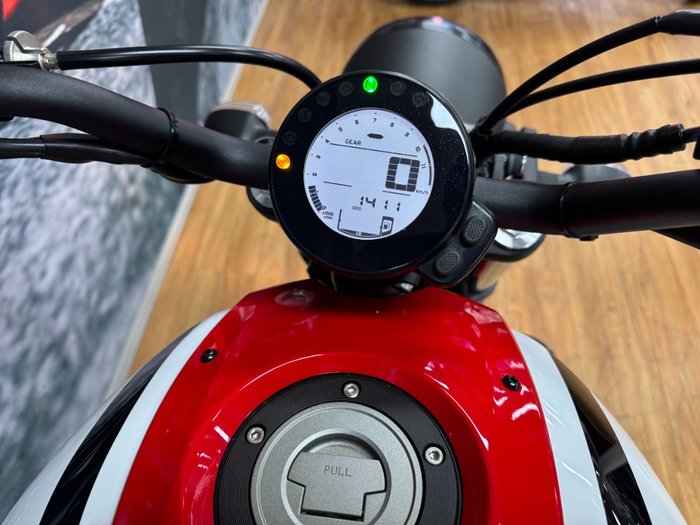 2020 Yamaha XSR700 WHITE/RED