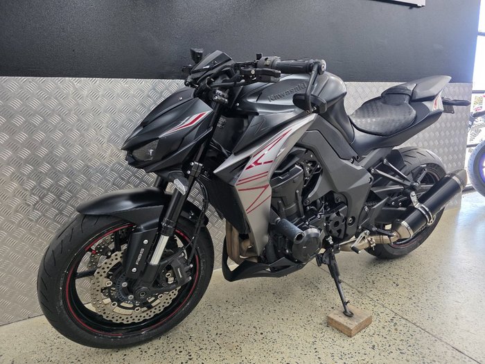 2019 Kawasaki Z1000 BLACK