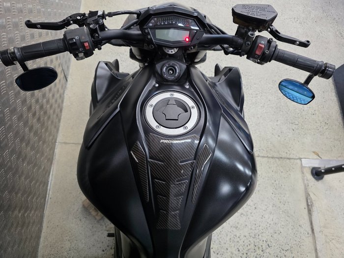 2019 Kawasaki Z1000 BLACK