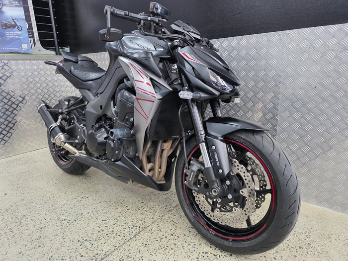 2019 Kawasaki Z1000 BLACK