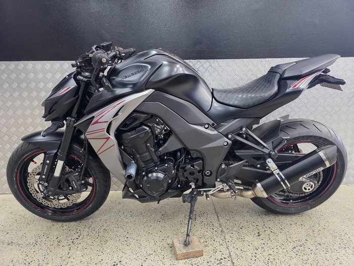 2019 Kawasaki Z1000 BLACK