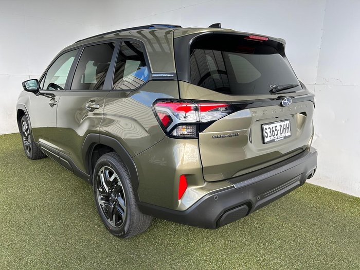 2025 Subaru Forester Touring