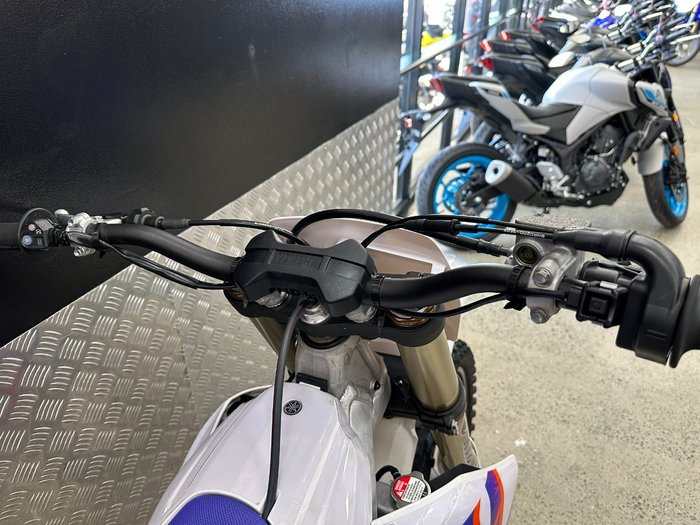 2024 Yamaha YZ450F WHITE