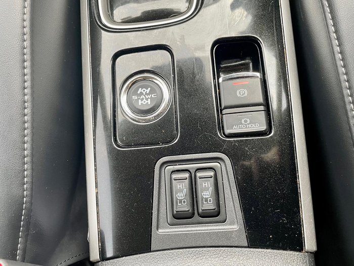 2021 Mitsubishi Outlander LS