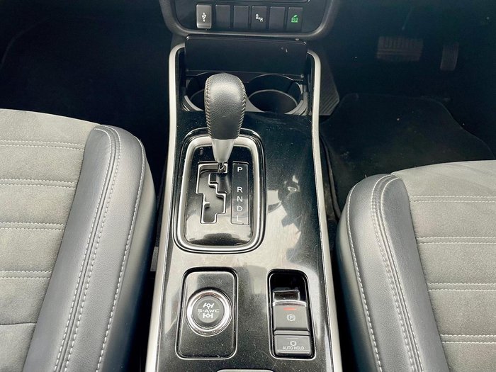 2021 Mitsubishi Outlander LS