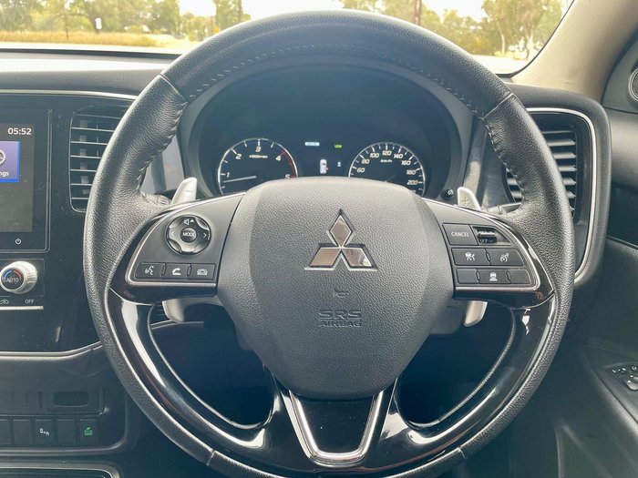 2021 Mitsubishi Outlander LS