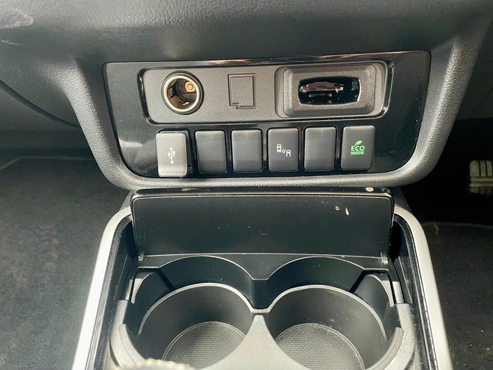 2021 Mitsubishi Outlander LS