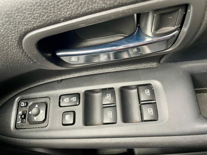 2021 Mitsubishi Outlander LS