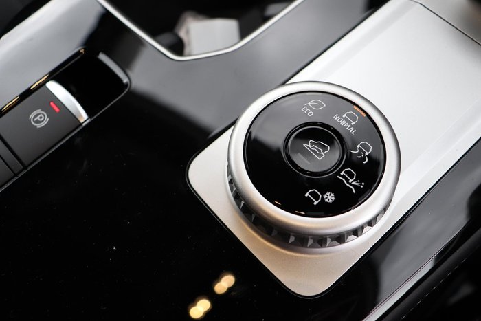 2025 Mitsubishi Outlander Aspire