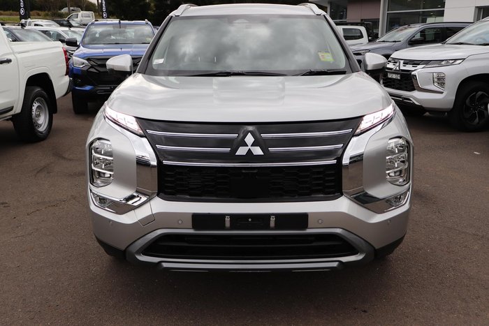 2025 Mitsubishi Outlander Aspire