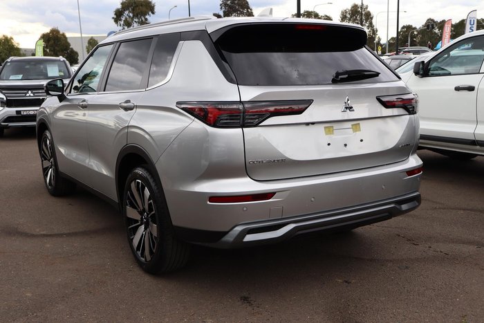 2025 Mitsubishi Outlander Aspire