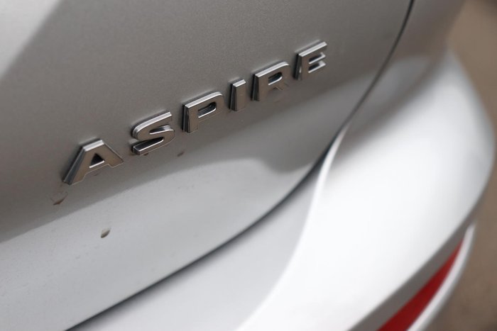 2025 Mitsubishi Outlander Aspire