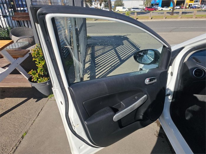 2013 Mazda 2 Neo DE Series 2 MY13 Crystal White Pearl