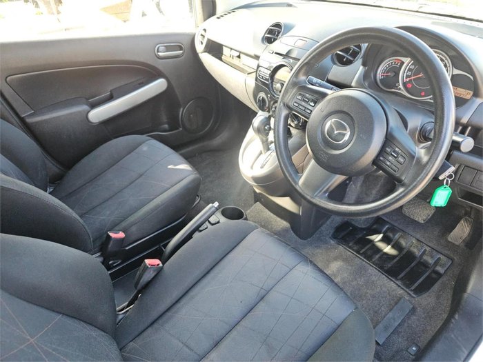 2013 Mazda 2 Neo DE Series 2 MY13 Crystal White Pearl