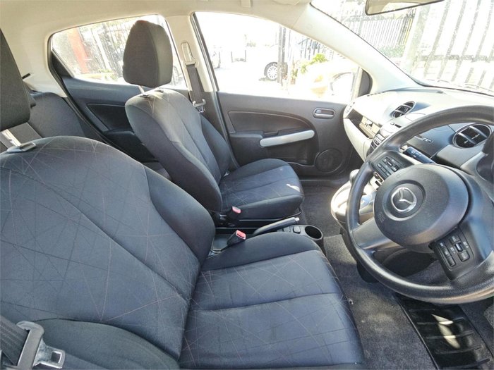 2013 Mazda 2 Neo DE Series 2 MY13 Crystal White Pearl