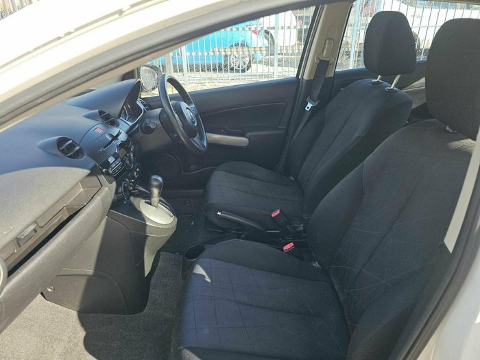 2013 Mazda 2 Neo DE Series 2 MY13 Crystal White Pearl