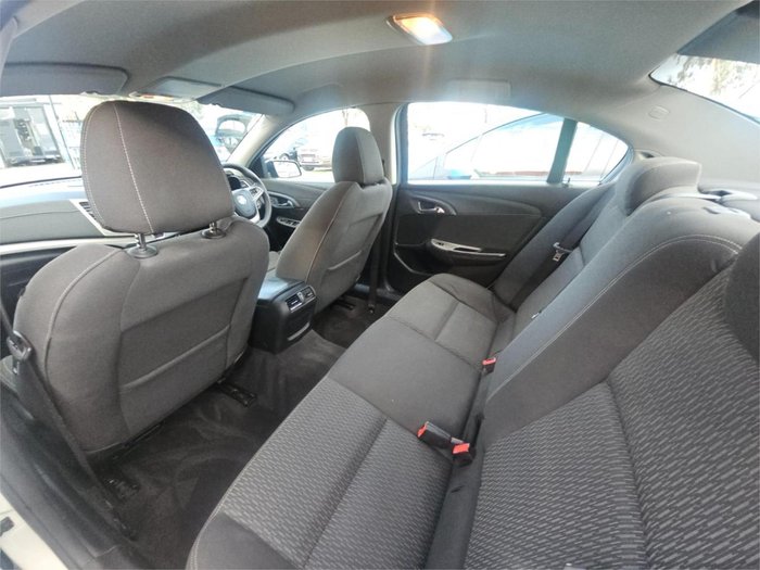2014 Holden Commodore Evoke VF MY14 Heron White