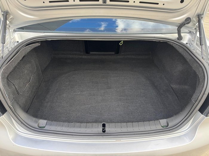 2010 Holden Calais VE Series II Nitrate