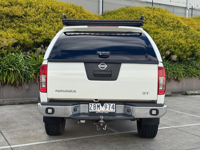 2012 Nissan Navara ST D40 Series 6 4X4 Dual Range Arctic White