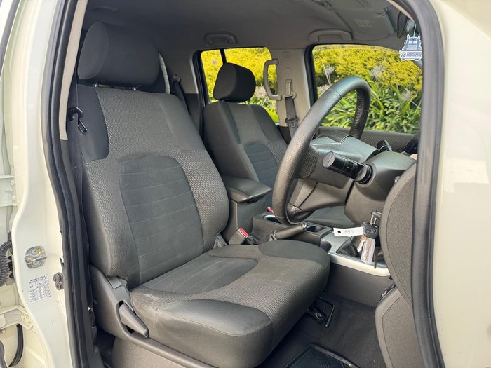 2012 Nissan Navara ST D40 Series 6 4X4 Dual Range Arctic White