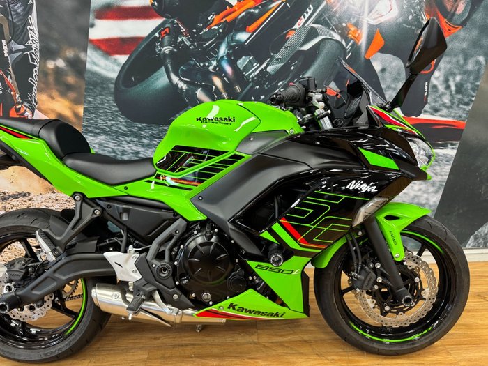 2024 Kawasaki NINJA 650L KRT GREEN