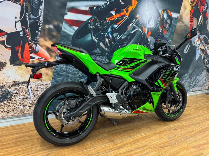 2024 Kawasaki NINJA 650L KRT GREEN