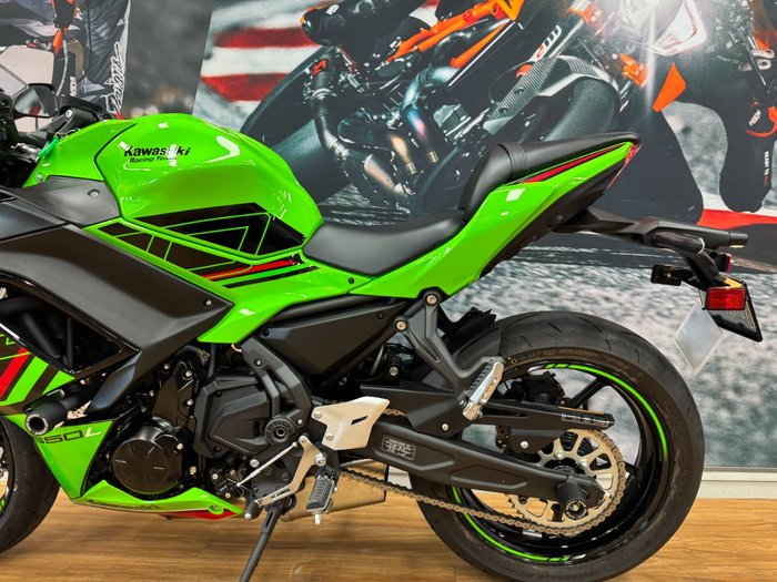 2024 Kawasaki NINJA 650L KRT GREEN