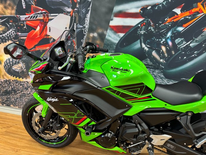 2024 Kawasaki NINJA 650L KRT GREEN