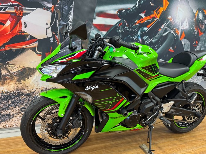 2024 Kawasaki NINJA 650L KRT GREEN
