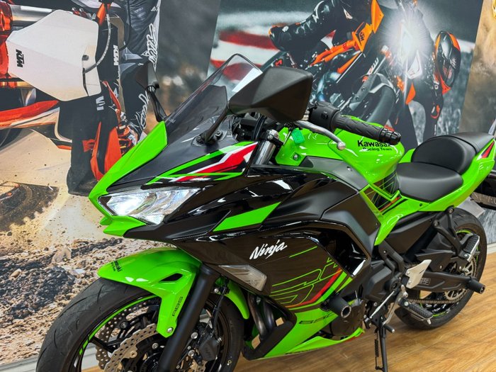 2024 Kawasaki NINJA 650L KRT GREEN