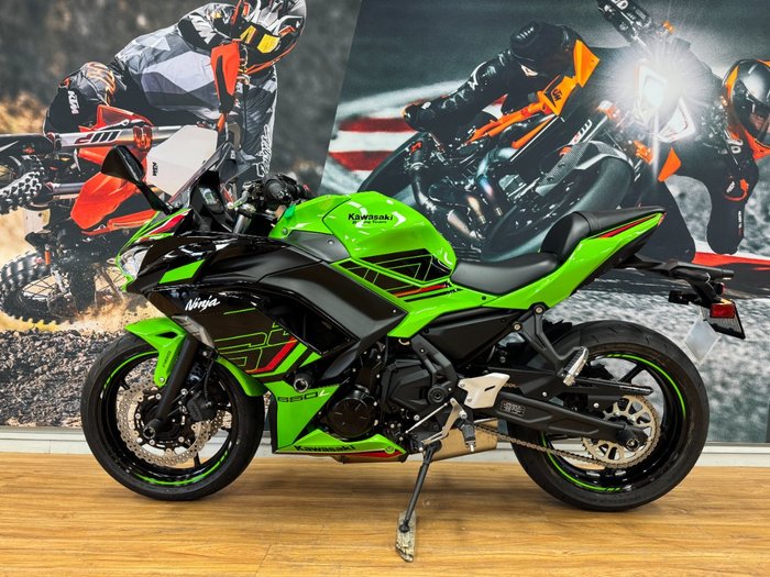 2024 Kawasaki NINJA 650L KRT GREEN