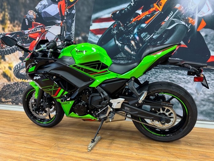2024 Kawasaki NINJA 650L KRT GREEN
