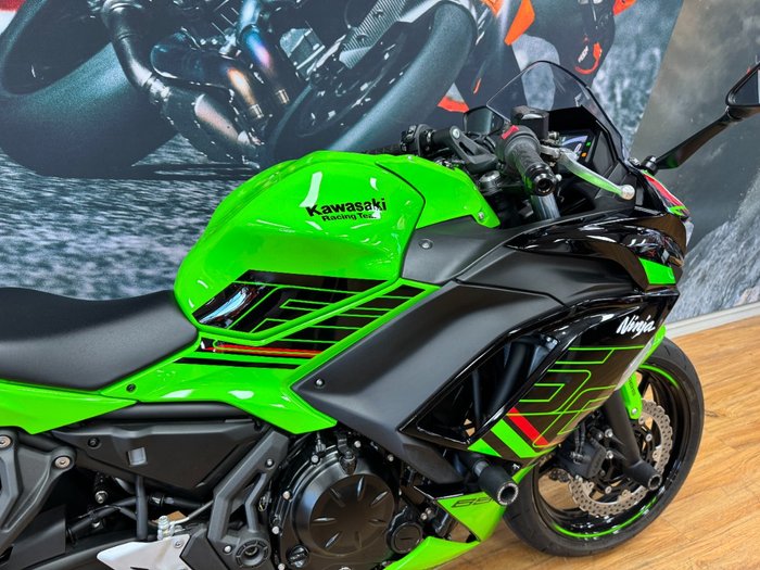 2024 Kawasaki NINJA 650L KRT GREEN