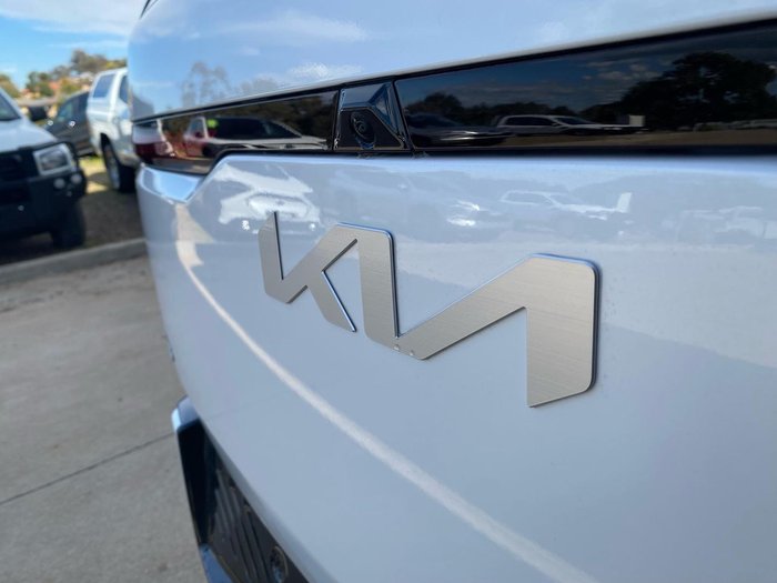 2025 Kia EV5 GT-Line OVc MY25 AWD Snow White Pearl with Starry Night Black Roof