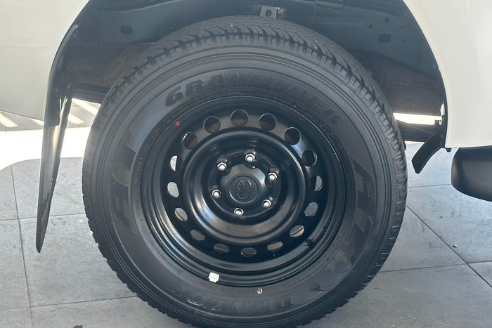 2020 Toyota Hilux SR
