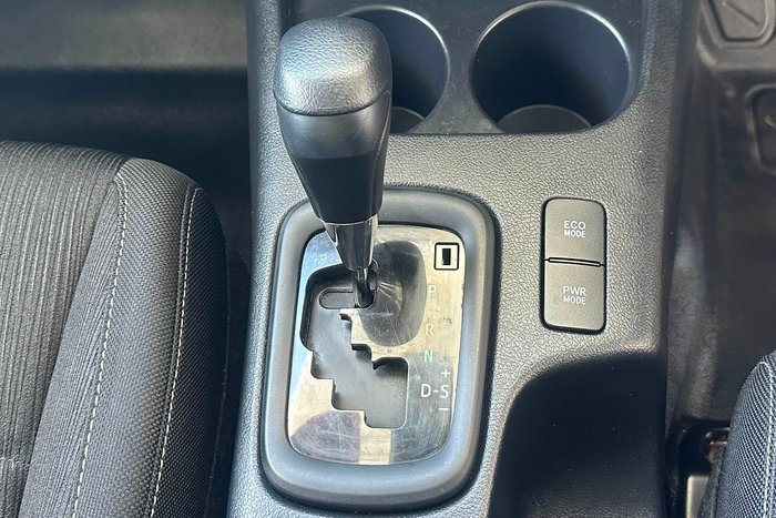 2020 Toyota Hilux SR