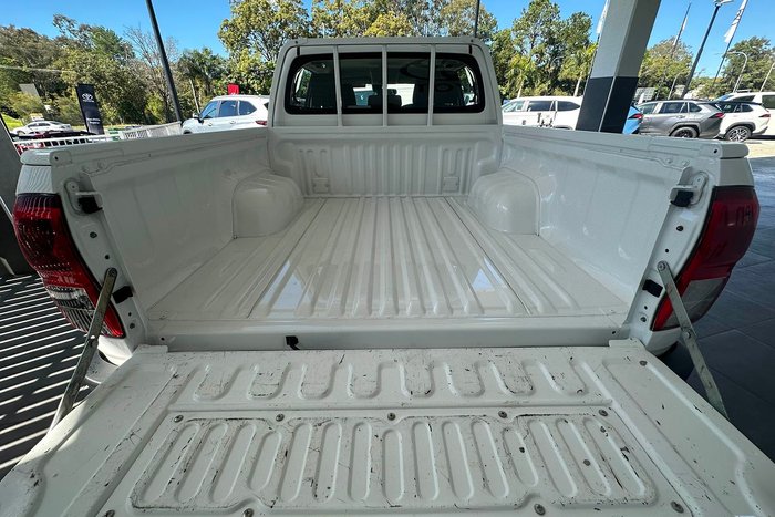 2020 Toyota Hilux SR