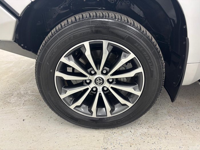 2023 Toyota Landcruiser Prado Kakadu GDJ150R 4X4 Dual Range Silver Pearl