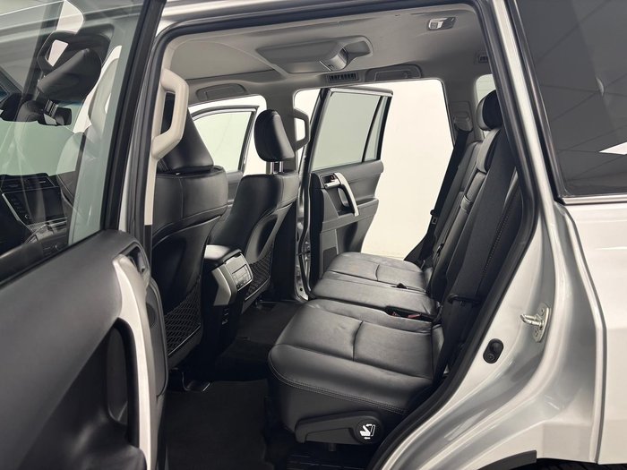 2023 Toyota Landcruiser Prado Kakadu GDJ150R 4X4 Dual Range Silver Pearl