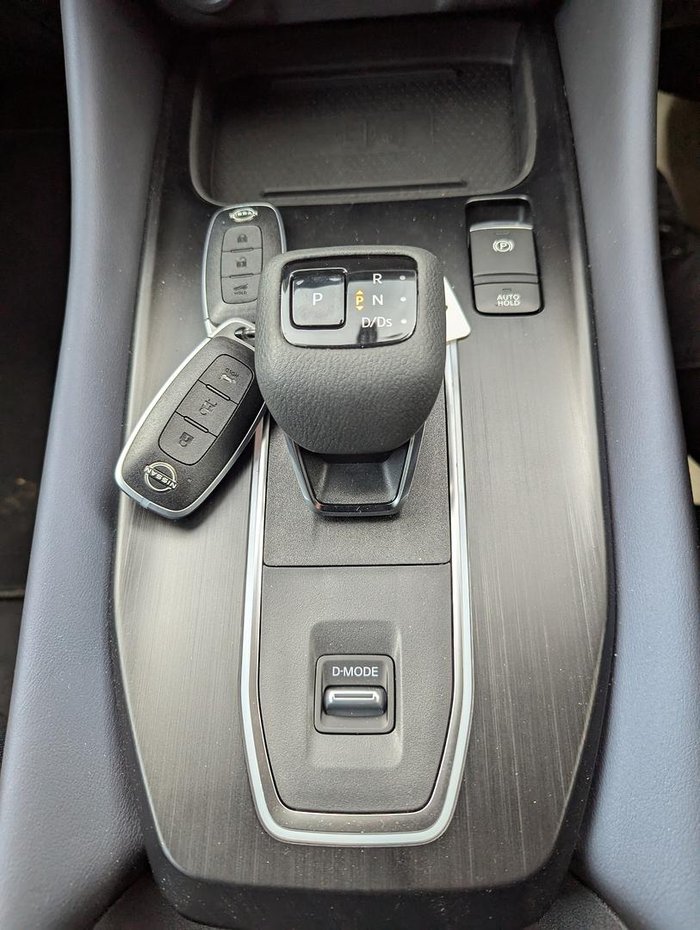 2024 Nissan QASHQAI Ti J12 MY24 Magnetic Blue with Pearl Black Roof