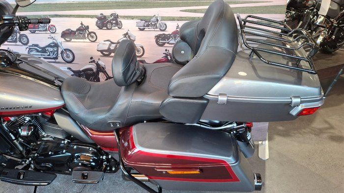 2019 Harley-davidson FLHTKSE CVO ULTRA LIMITED MAGNETIC GRAY / WINEBERRY