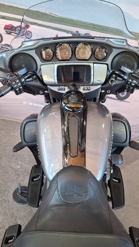 2019 Harley-davidson FLHTKSE CVO ULTRA LIMITED MAGNETIC GRAY / WINEBERRY