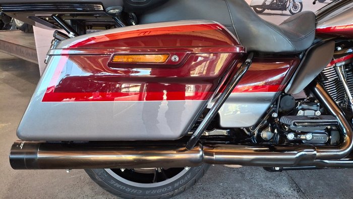 2019 Harley-davidson FLHTKSE CVO ULTRA LIMITED MAGNETIC GRAY / WINEBERRY